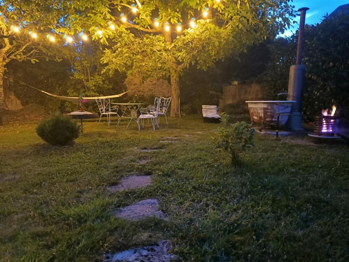 L'Escale Du Banquet Bed & Breakfast Mhère Dış mekan fotoğraf